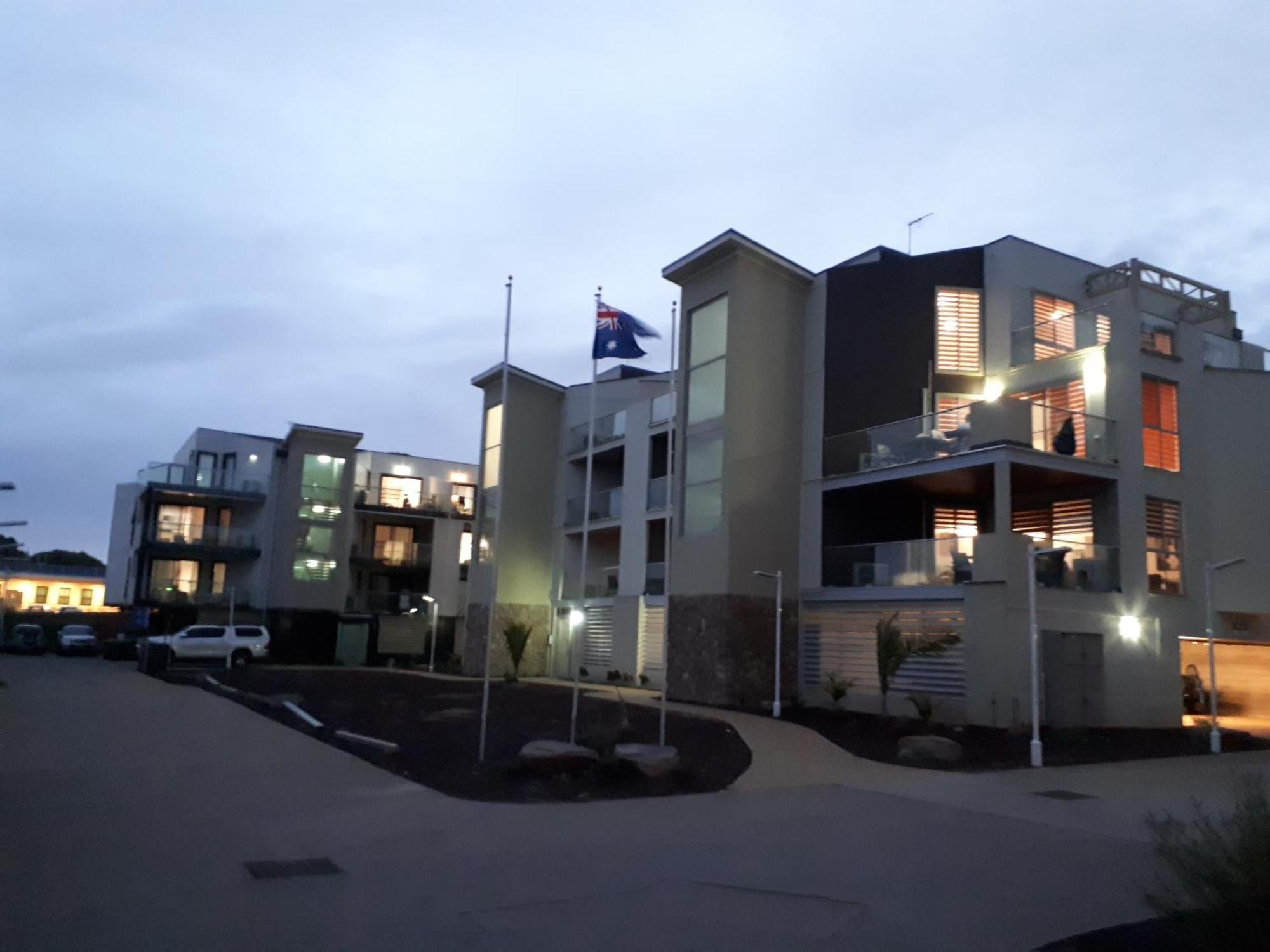 Apartments In Phillip Island Towers - Block C Каус Екстер'єр фото